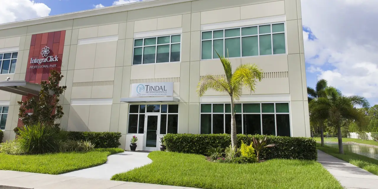 The Tindal Prosthodontics entrance and sign on North Honore Avenue, Sarasota, Florida.