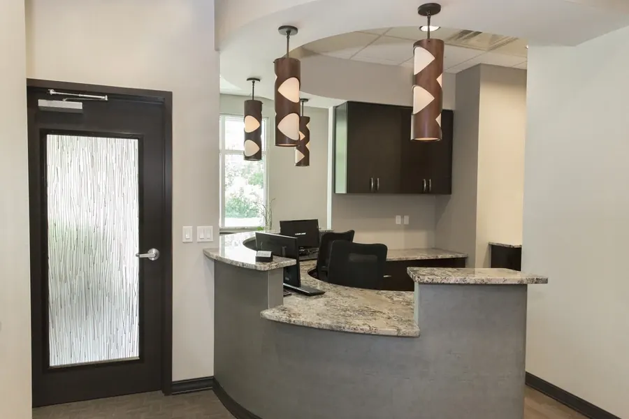 The front desk at Tindal Prosthodontics.